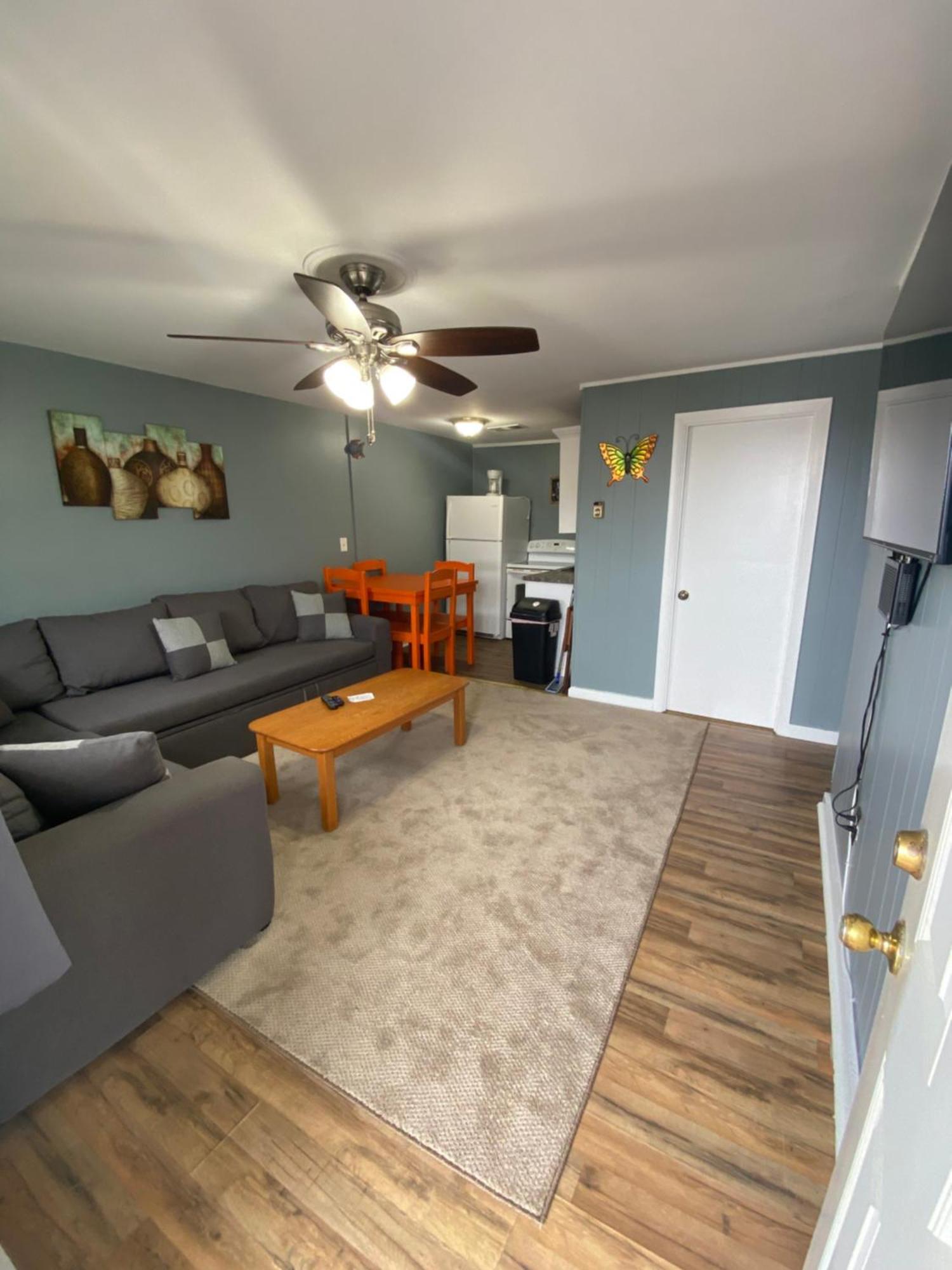 23 B St Apartments Hampton Extérieur photo